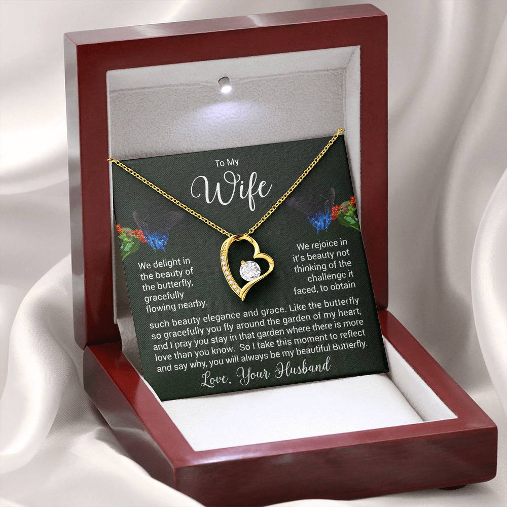 💖 Heart-Shaped Pendant Necklace 💖