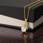 ✨ Elevate Your Style with Our Solitaire Pendant Necklace ✨